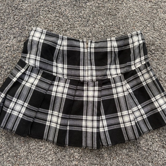 Tripp NYC- Punk Plaid Buckle Skirt - Picture 2 of 7